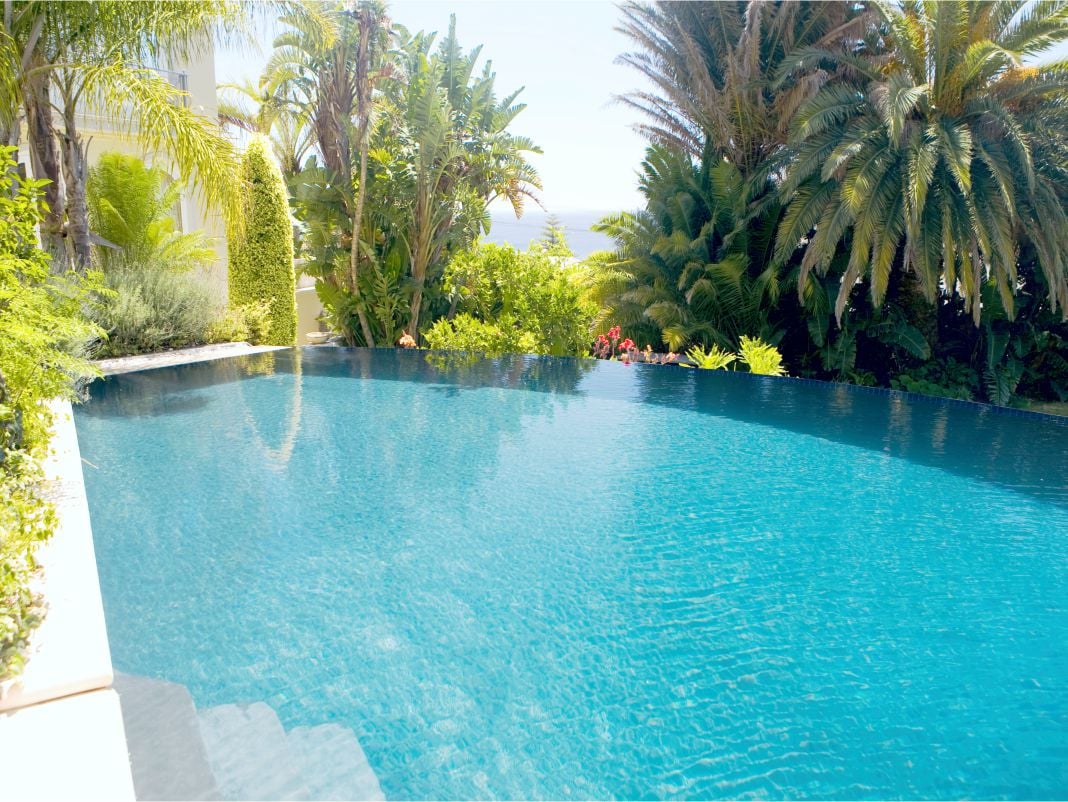Reedworth Pools Infinity Pool